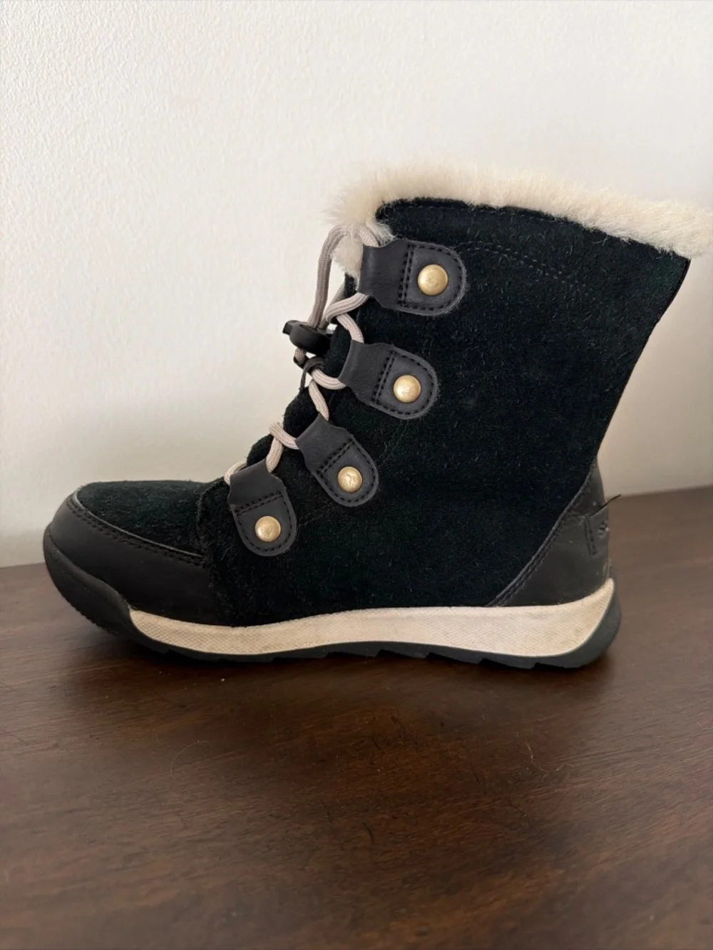 Sorel Boots Youth 3 Girls Whitney II Joan Lace Up Winter Suede Bootie NY3904